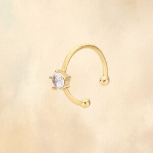 Lefigue Romilt Petite Cubic Ear Cuff